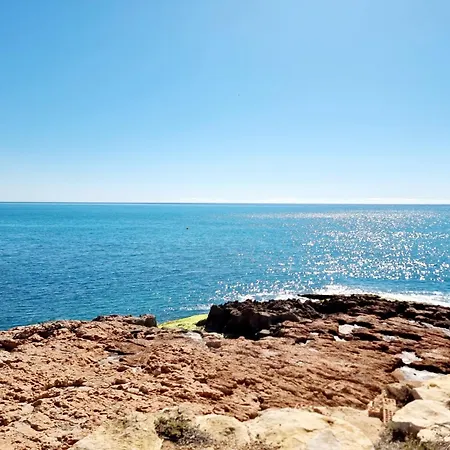 With Garden דירה *