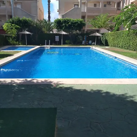 With Garden טורבייחה