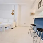 Апартаменты With Garden