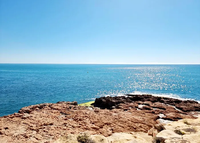 With Garden شقة *