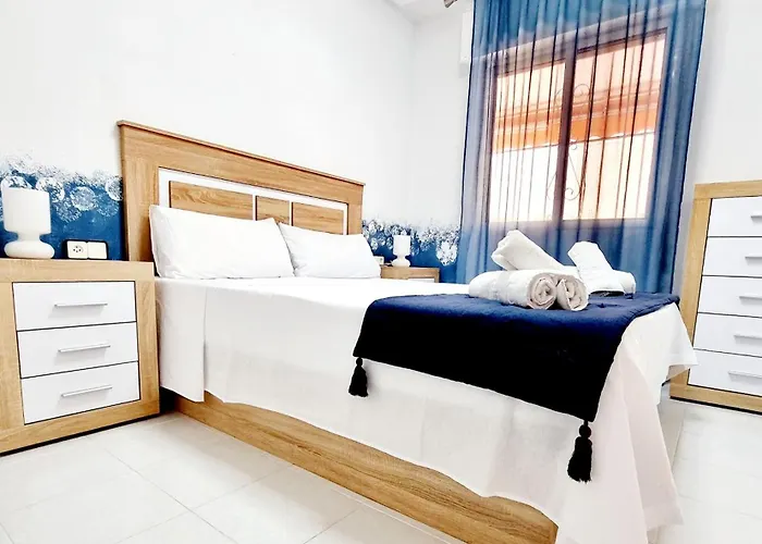 With Garden شقة *