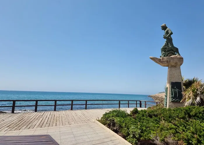 With Garden شقة *